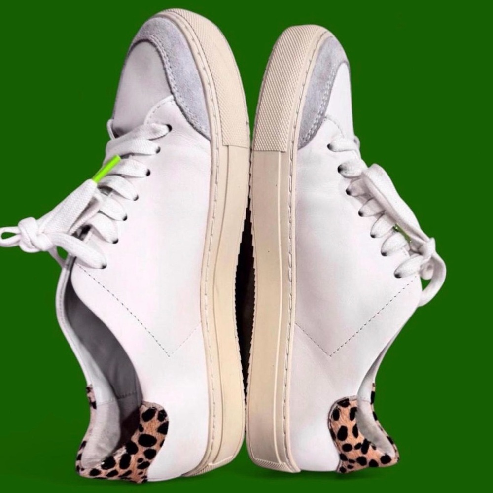 Axel ARIGATO Sneakers Sz 7.5 Women’s Clean 90 Triple Animal White